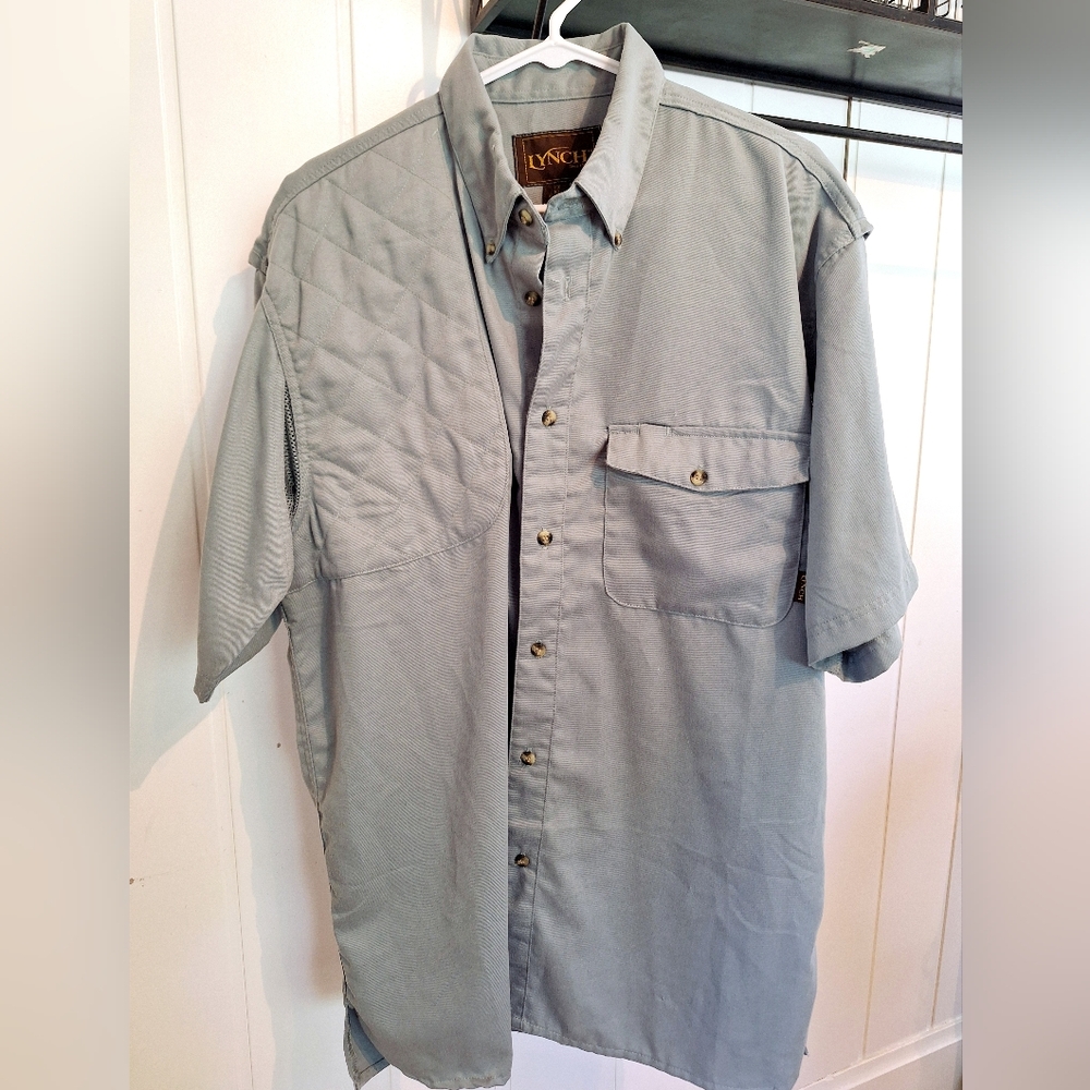 Lynch Light Gray Green Outdoorsmen Shooting Shirt Size XL Very Good Condition